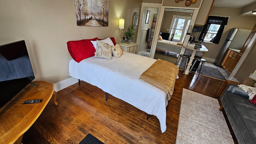 Furnished Finder property 724537_1 photo 2