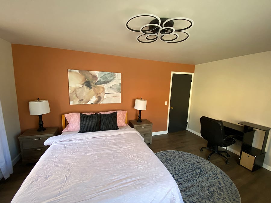 Furnished Finder property 724602_1 photo 6