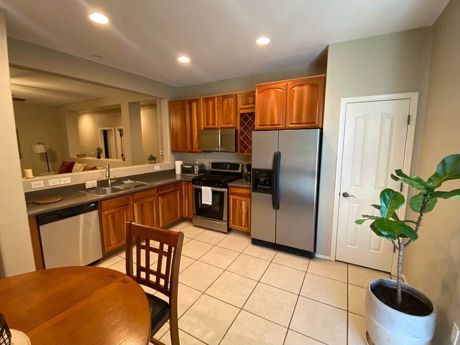 Furnished Finder property 724608_1 photo 3