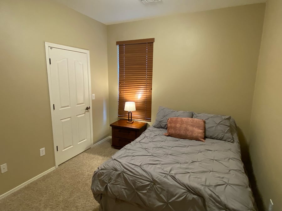 Furnished Finder property 724608_1 photo 13