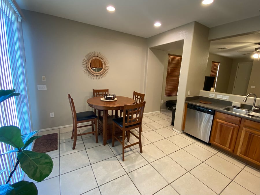 Furnished Finder property 724608_1 photo 4