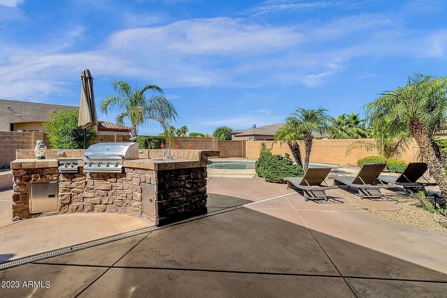 Furnished Finder property 724618_1 photo 16