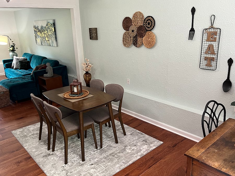 Dining table with seating for four.