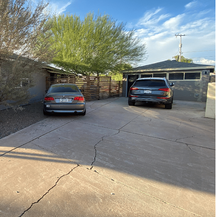 long shared private driveway in front of property for tenant and owner