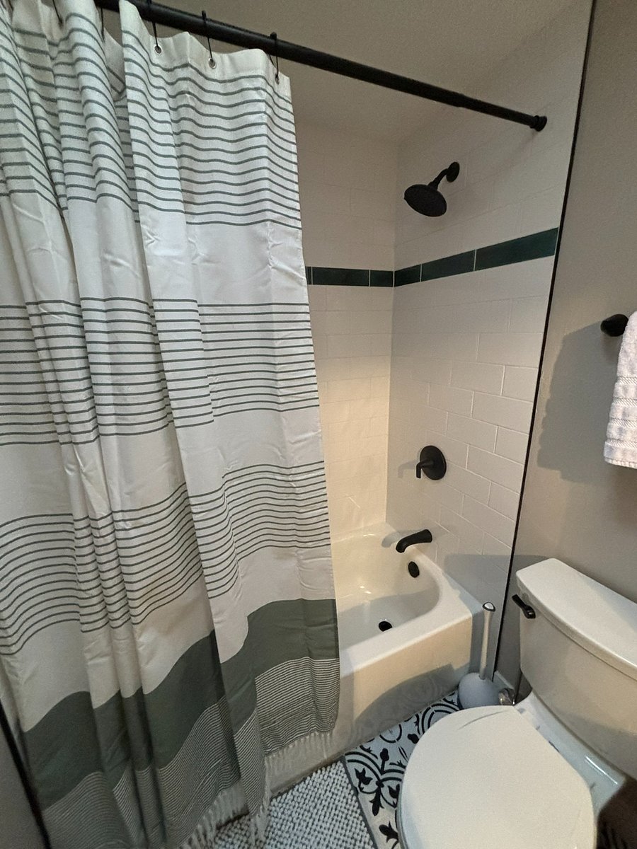 Furnished Finder property 724652_1 photo 21