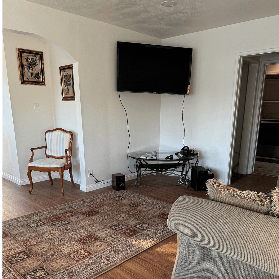 Furnished Finder property 724661_1 photo 3