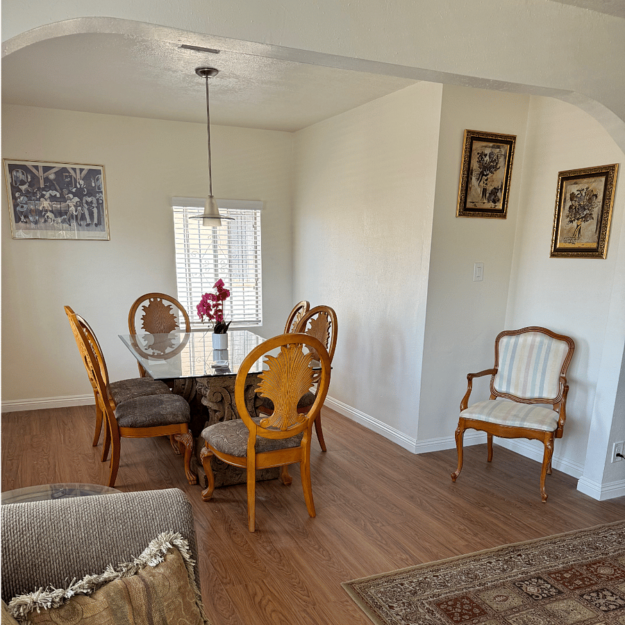Furnished Finder property 724661_1 photo 4