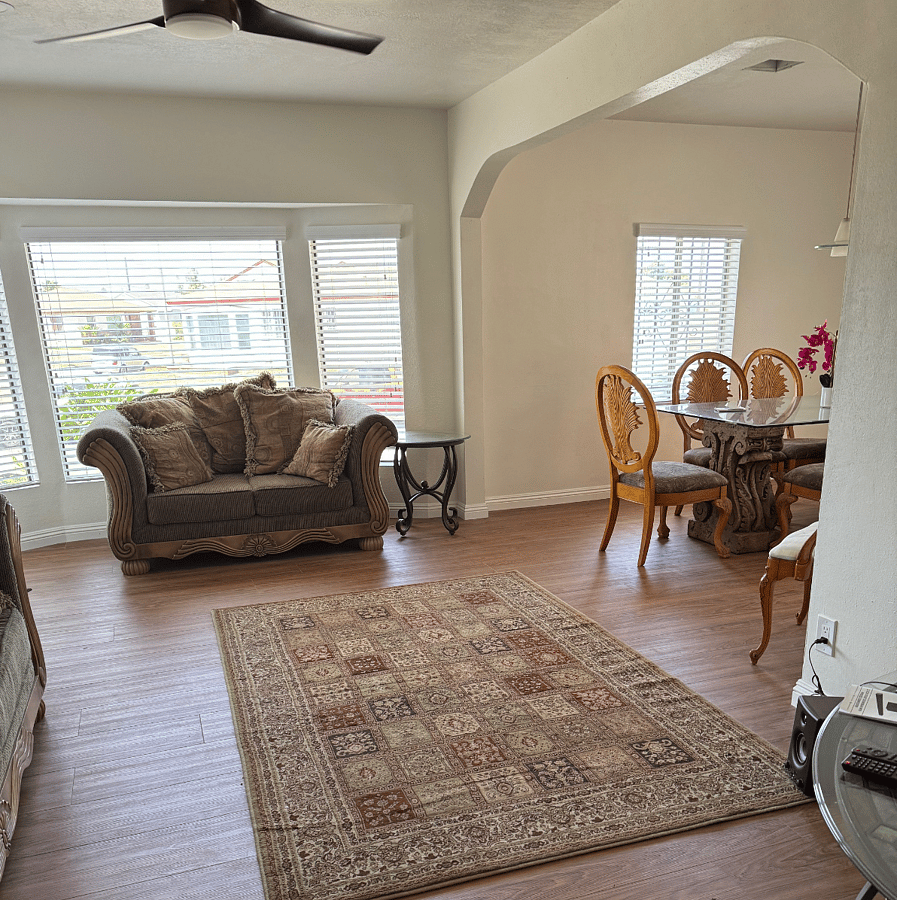 Furnished Finder property 724661_1 photo 5
