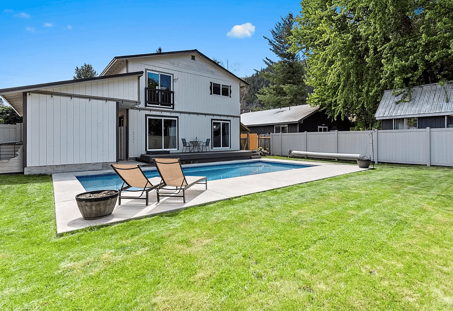 Heated pool for your enjoyment May-October.