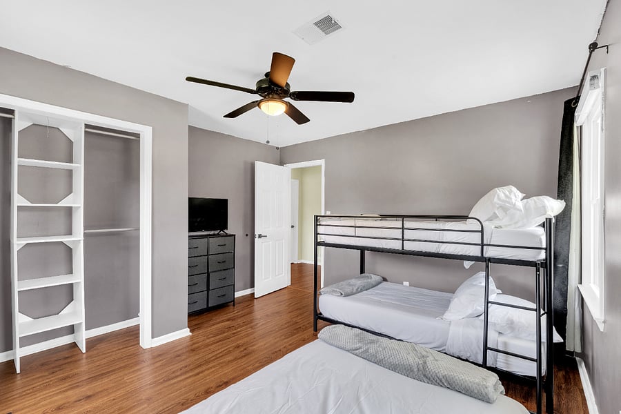 Furnished Finder property 724736_1 photo 24