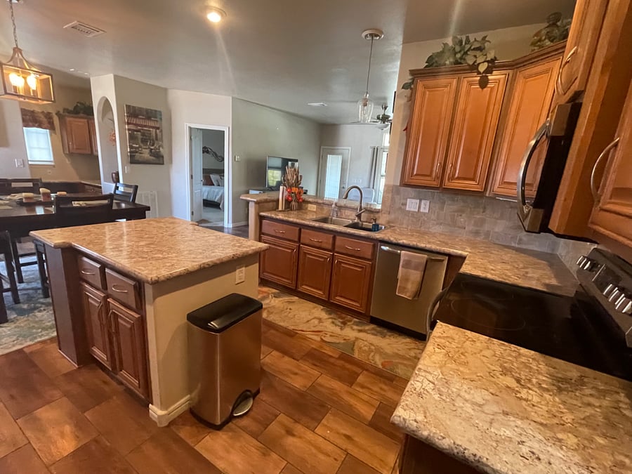 Furnished Finder property 724760_1 photo 3