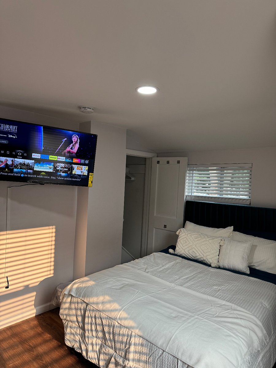 Furnished Finder property 724768_3 photo 12