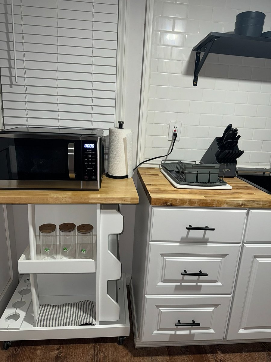 Furnished Finder property 724768_3 photo 8