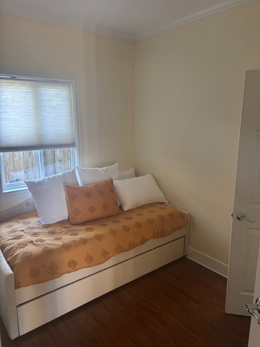 Furnished Finder property 724796_1 photo 13