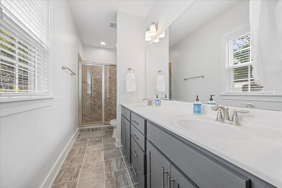 Furnished Finder property 724852_1 photo 20