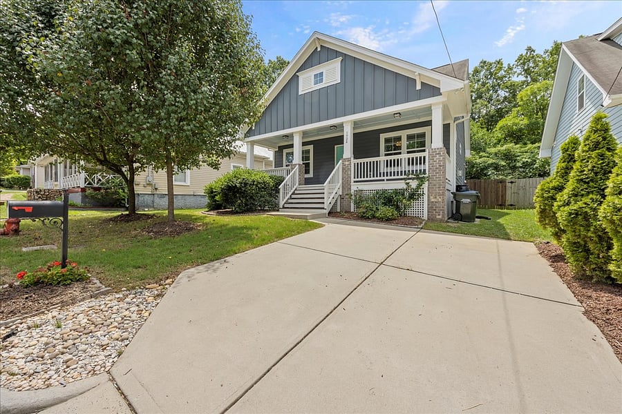 Furnished Finder property 724852_1 photo 32
