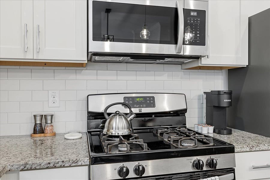 Furnished Finder property 724852_1 photo 9