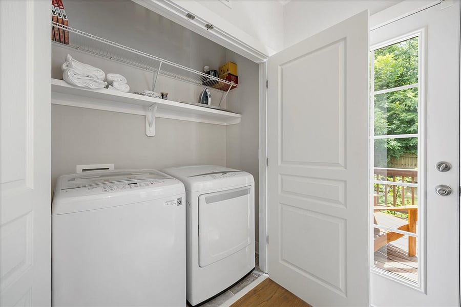 Furnished Finder property 724852_1 photo 27