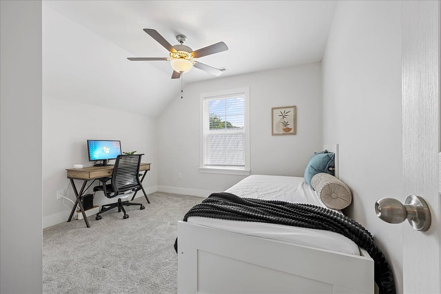 Furnished Finder property 724852_1 photo 12