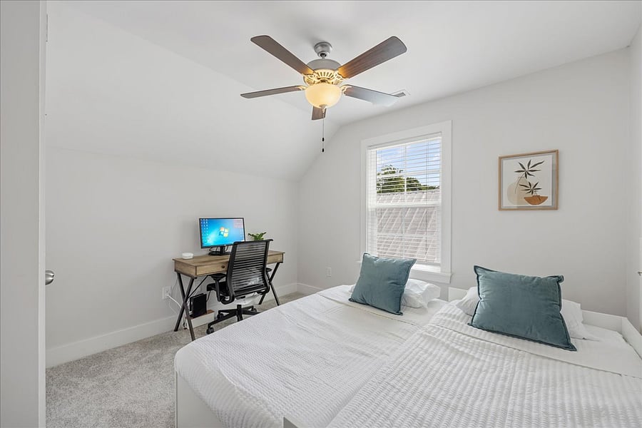 Furnished Finder property 724852_1 photo 14
