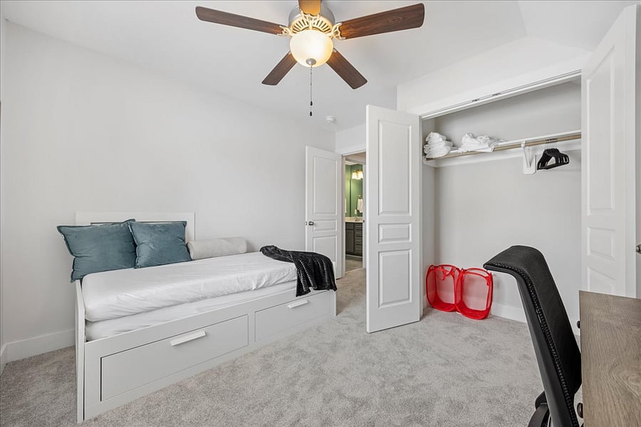 Furnished Finder property 724852_1 photo 15