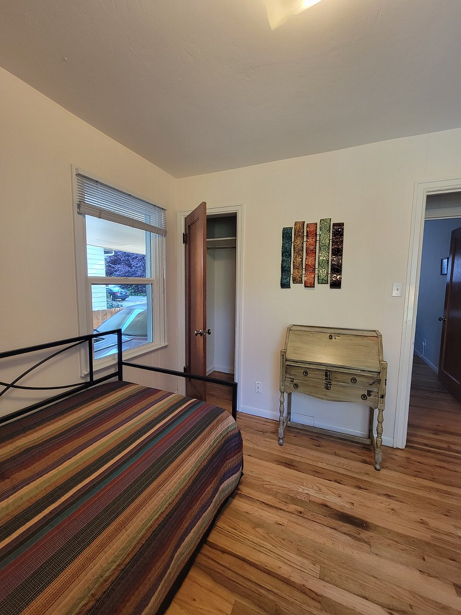 Furnished Finder property 724875_1 photo 32