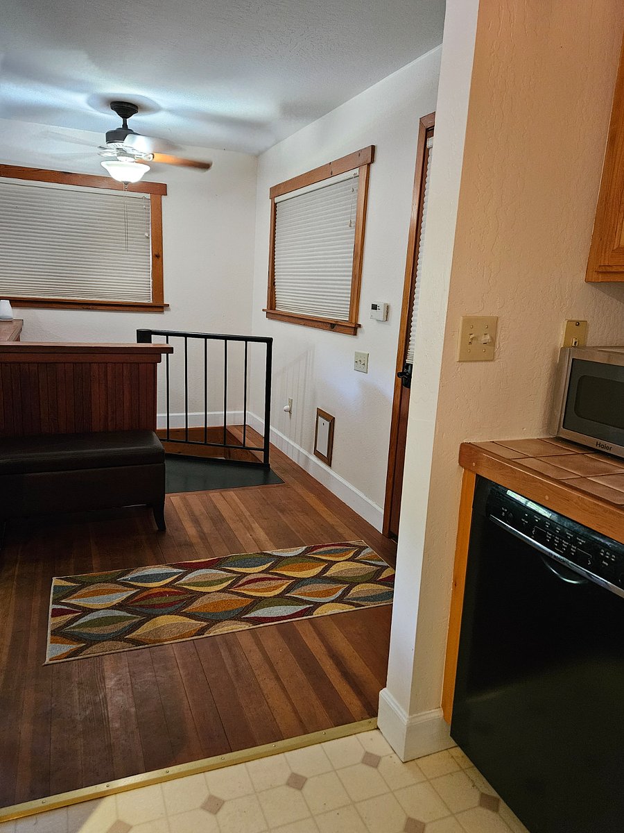 Furnished Finder property 724908_1 photo 6