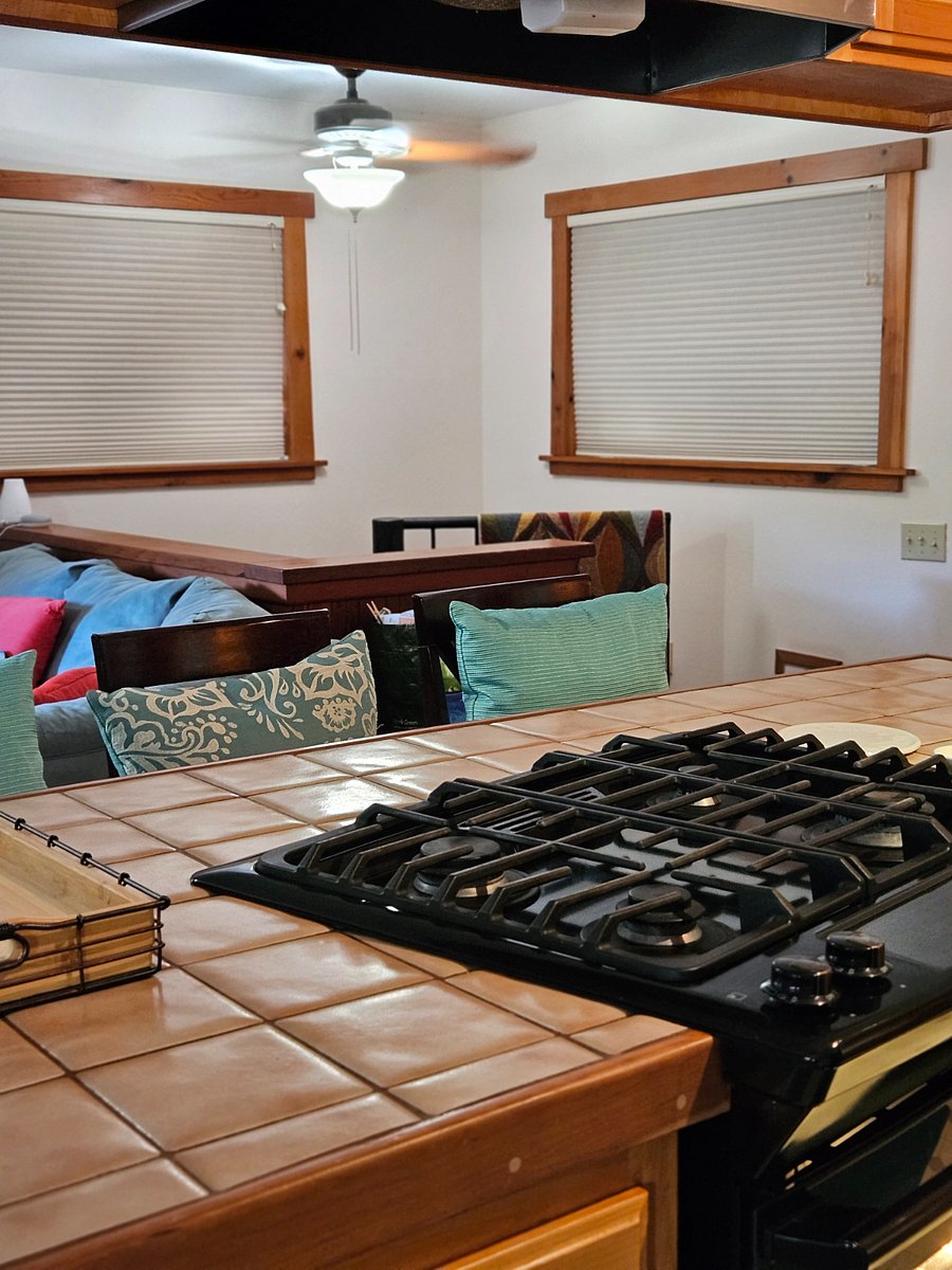 Furnished Finder property 724908_1 photo 11
