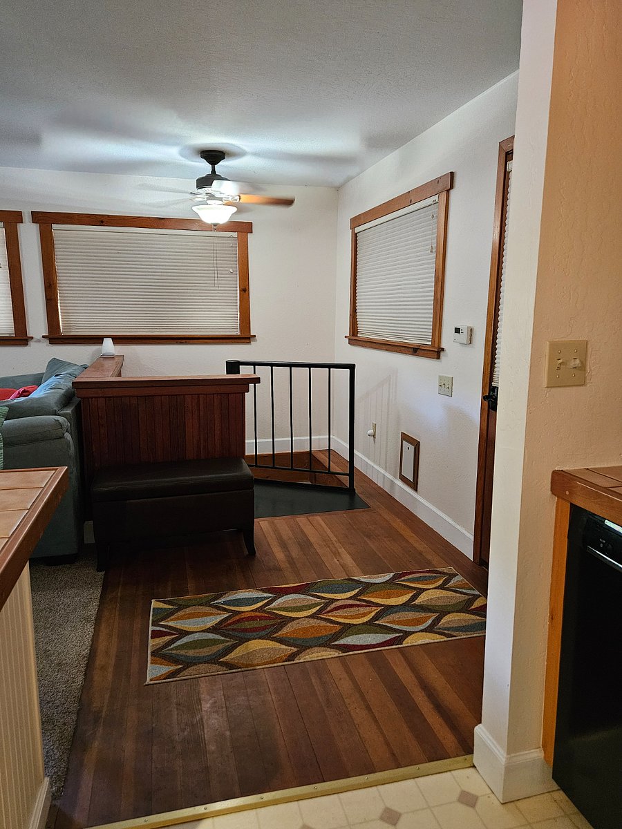 Furnished Finder property 724908_1 photo 17