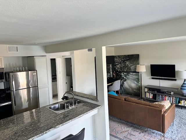 Furnished Finder property 724912_1 photo 6