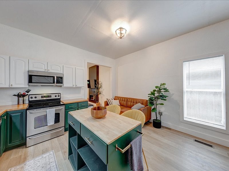 Kitchen includes:
-Dishwasher 
-Microwave
-Electric Oven 
-Stainless Steel Refrigerator
-Air Fryer 
-Toaster Oven
-Electric Kettle 
-Ninja Blender
-Baking Sheets/ Pots and Pans
