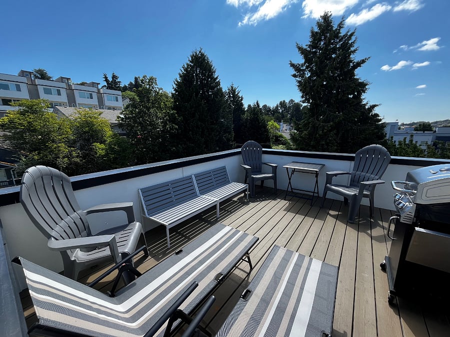 Rooftop Deck