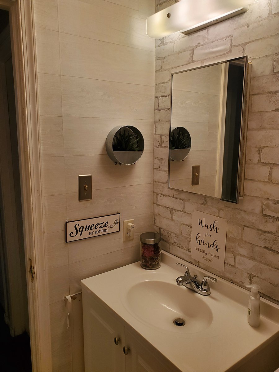 pictures #2 of shared bathroom