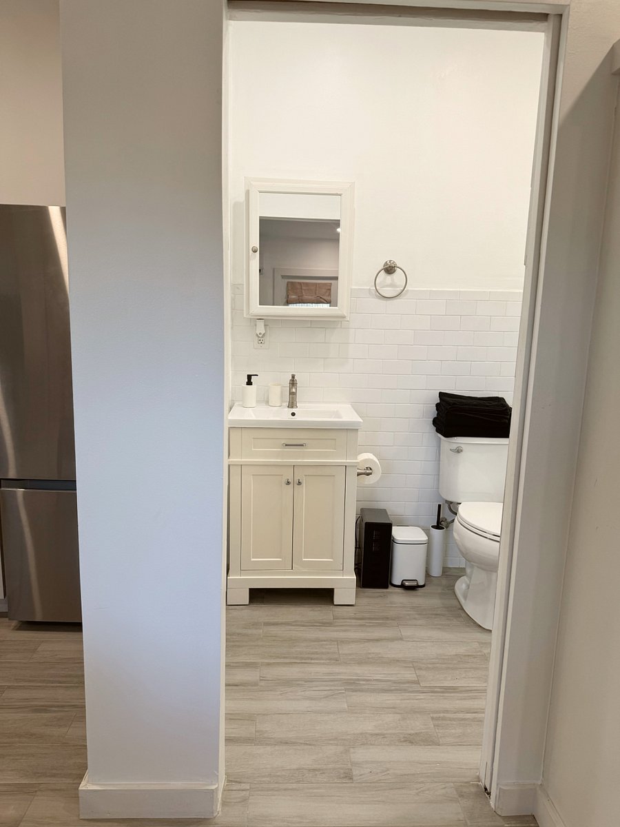 Furnished Finder property 725083_1 photo 9