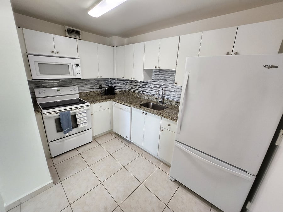 Furnished Finder property 725090_1 photo 7