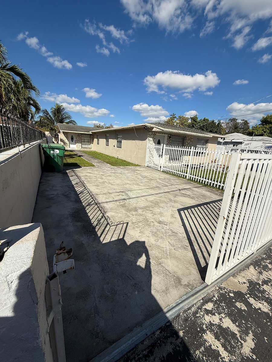 Furnished Finder property 725094_1 photo 21