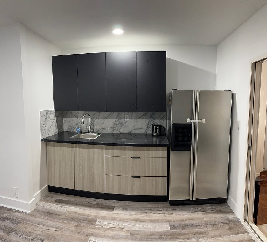 kitchenette, with refrigerator, convection stove top, sink