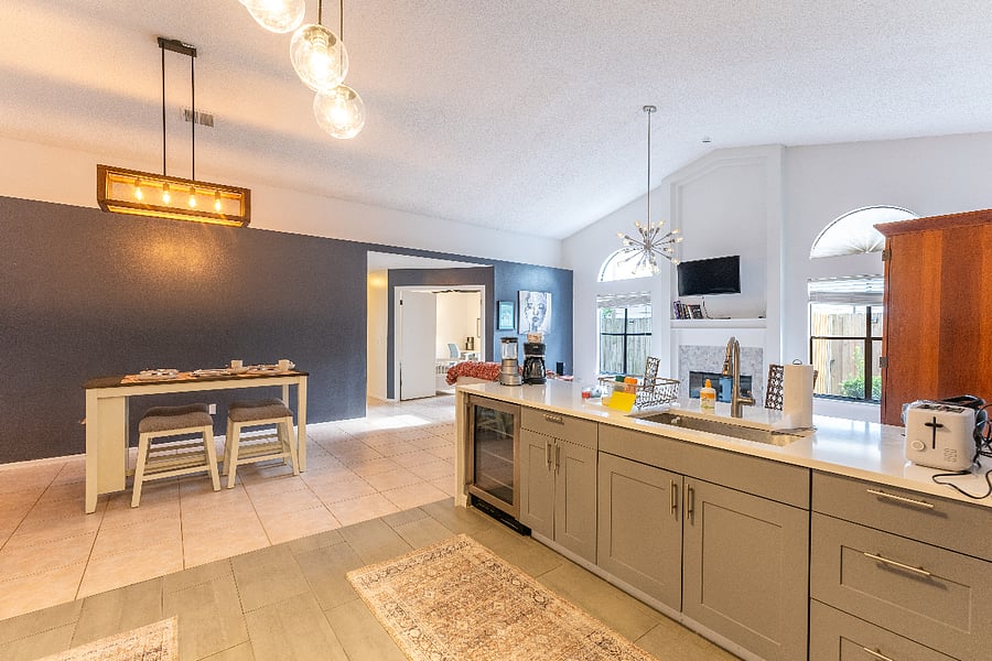 Furnished Finder property 725208_2 photo 4