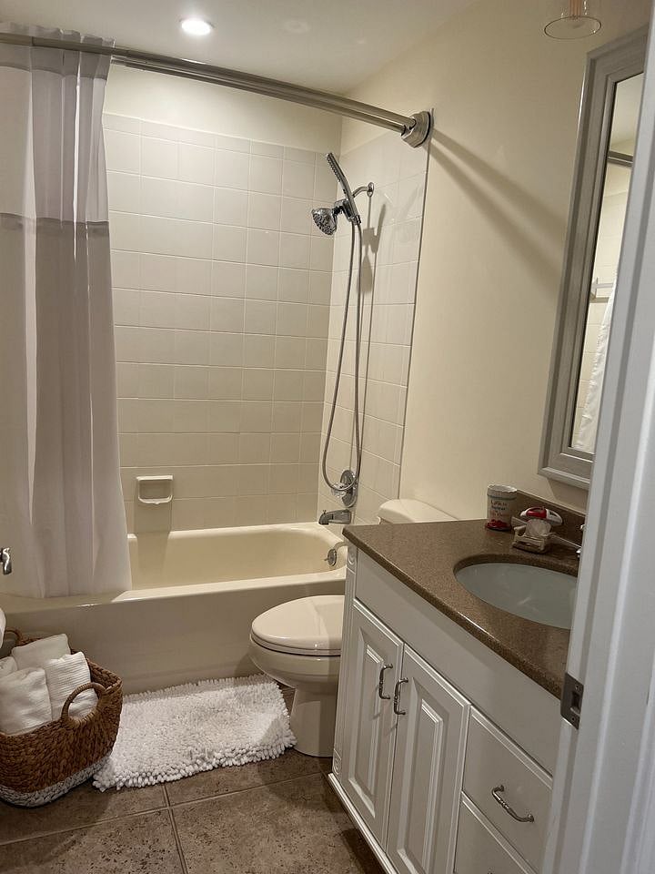 Furnished Finder property 725215_1 photo 8