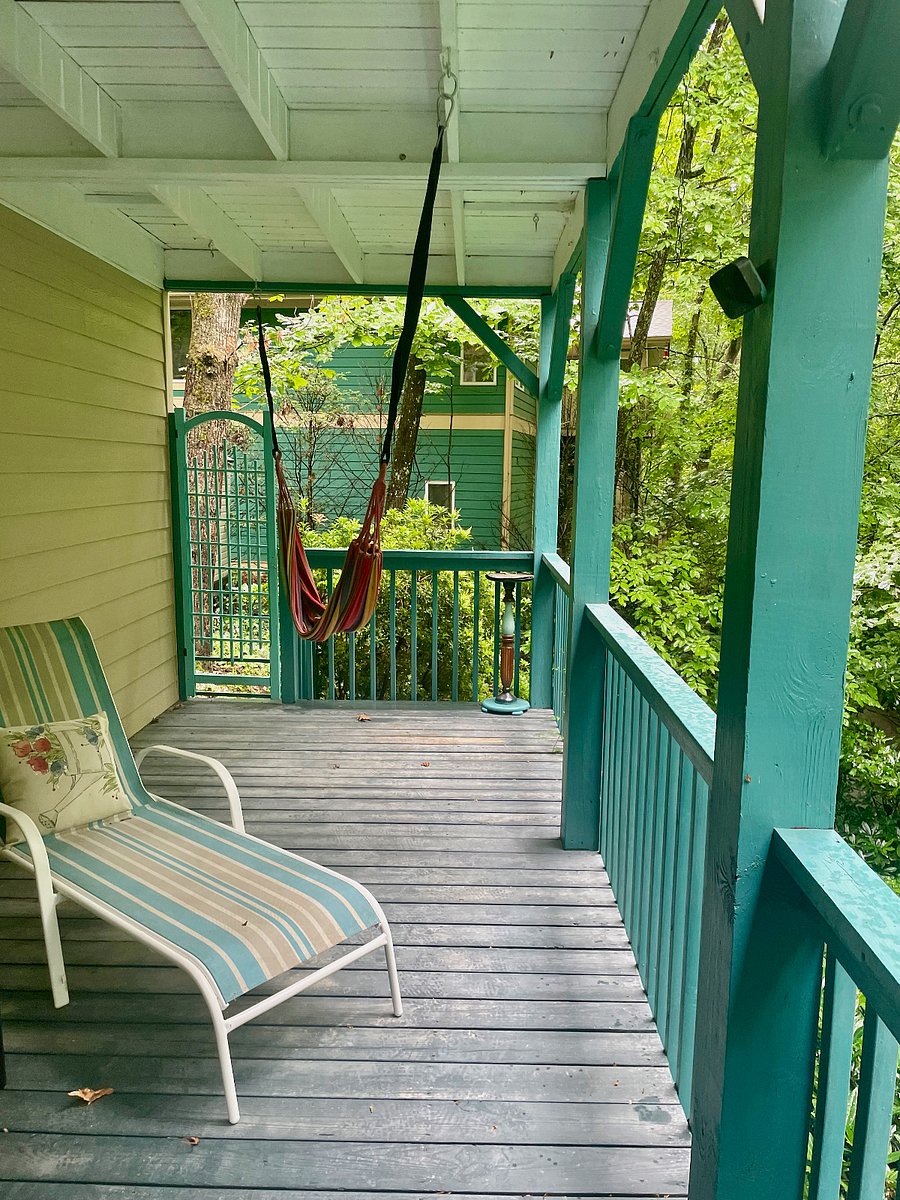 Private Deck