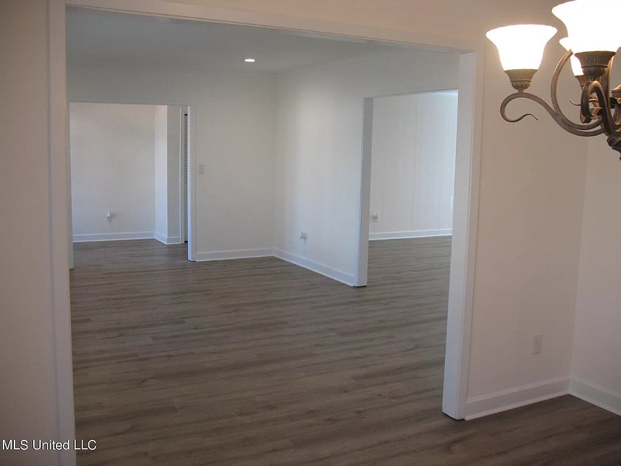Furnished Finder property 725274_1 photo 4