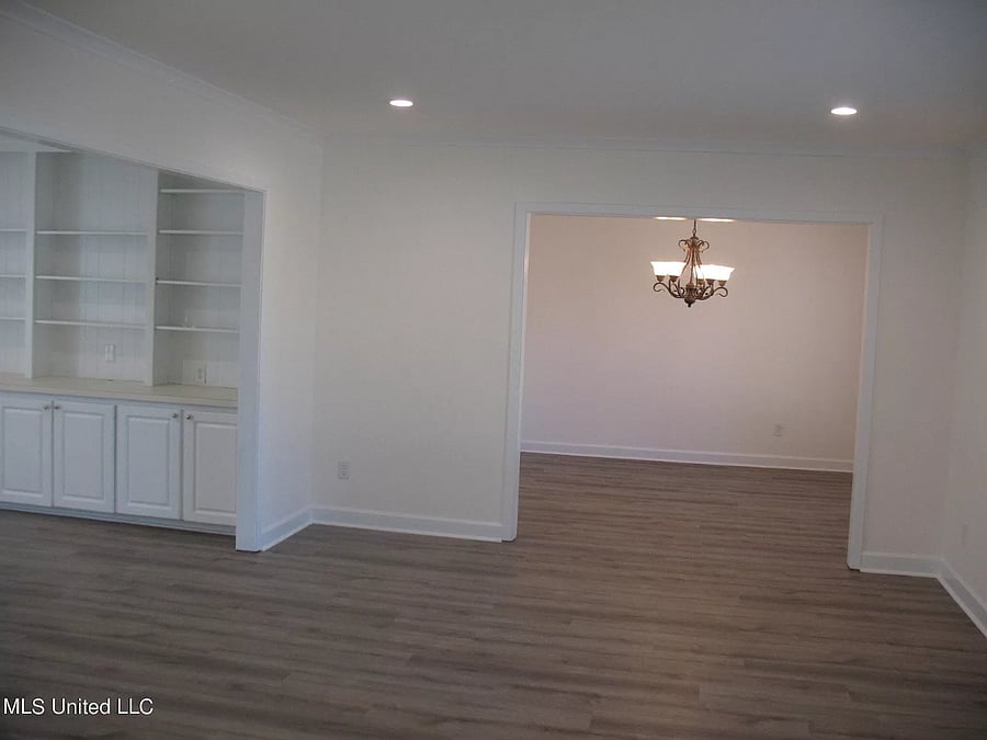 Furnished Finder property 725274_1 photo 8