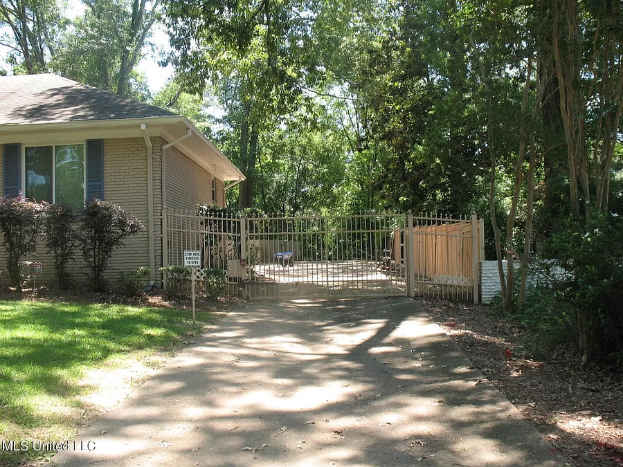 Furnished Finder property 725274_1 photo 12