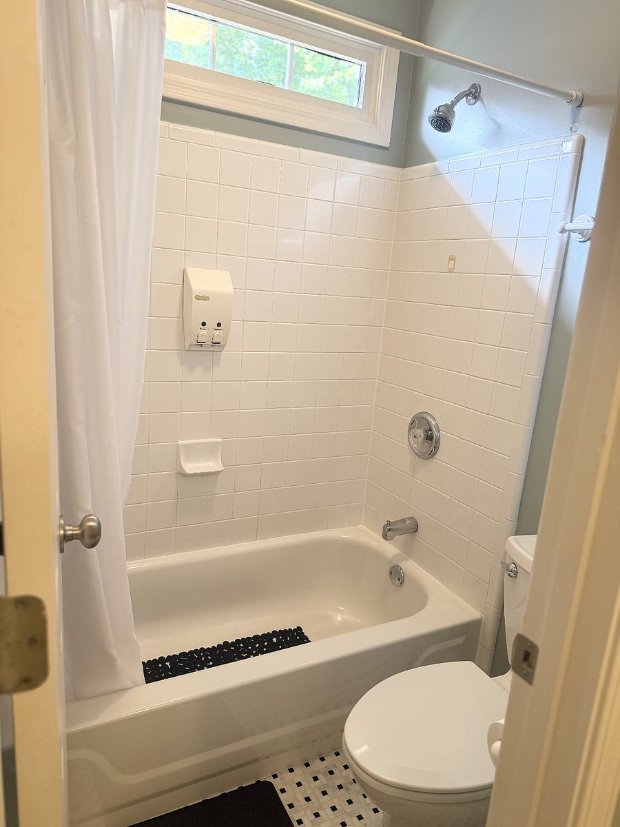 Furnished Finder property 725370_1 photo 12