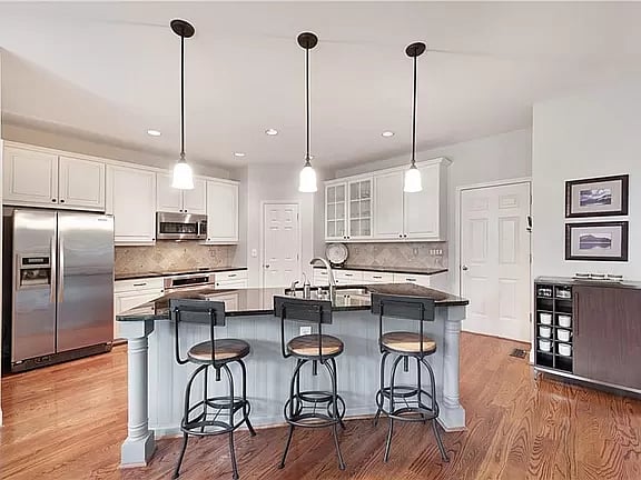 Furnished Finder property 725370_1 photo 15