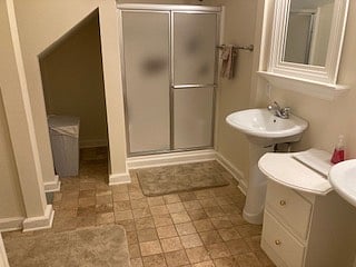 Master bathroom, w/ separate shower, tub, linen closet & double vanity.