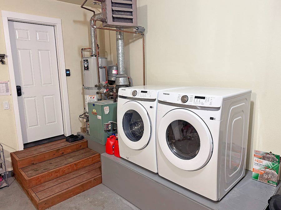 New washer and gas dryer with sanitizing features