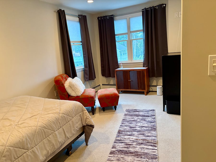 Avail bedroom with large closet