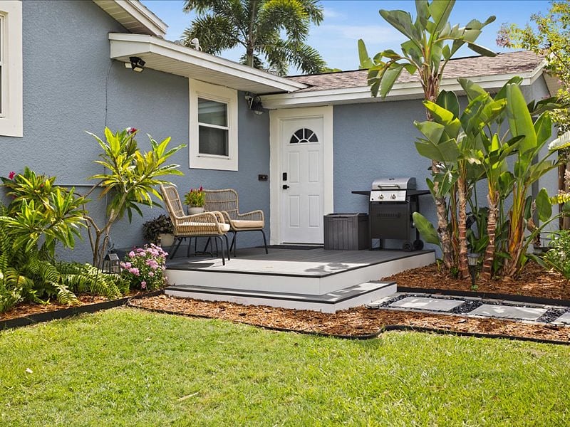 A 120 sqft deck with gas grill dedicated to your space.