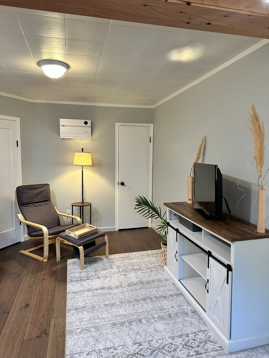 Living room area 
